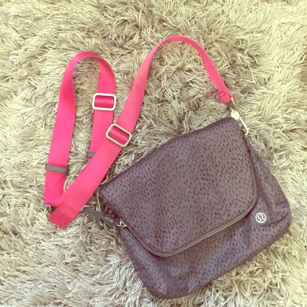 Lululemon carnival purse